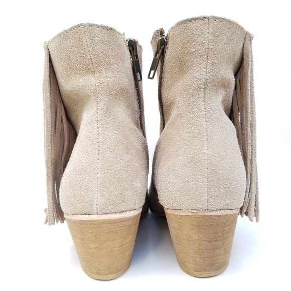 Seychelles Good Advice Fringe Tassel Beige Booties - Picture 5 of 8